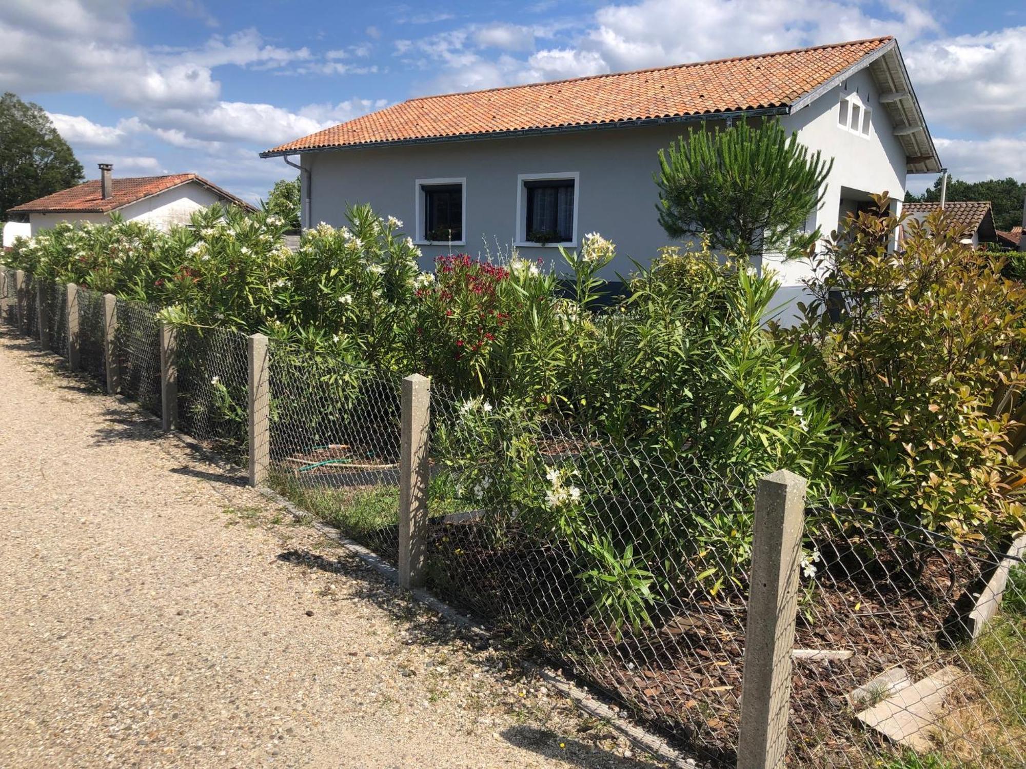 "Les Logis D'Argent" Chambre D'Hote Avec Wc, Sdb, Tv, Wifi, Option Petit Dejeuner , Parking Mimizan Exterior foto
